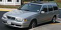 Get 2001 Volvo V70 PDF manuals and user guides